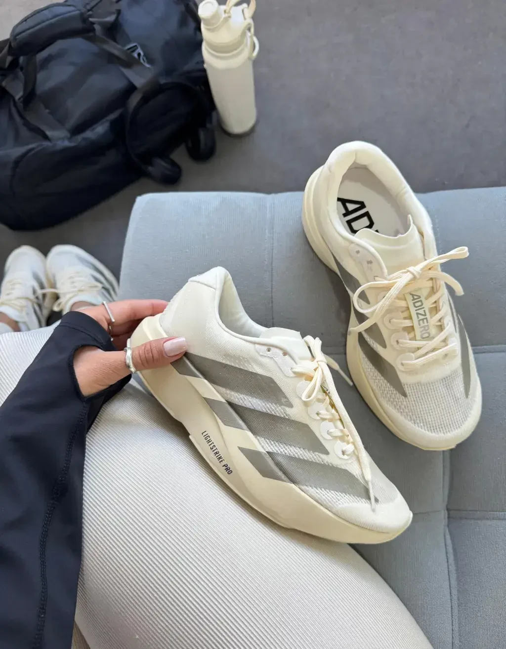Tênis Adidas Evo SL | Off-white Prata – Linha Premium