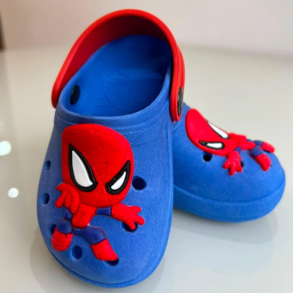 Modelo Estilo Crocs Bebê – Homem Aranha